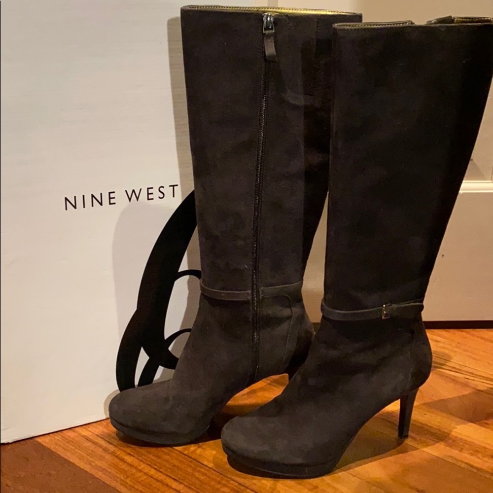 Nine West Knee High Boots Size 7.5 (Califa)